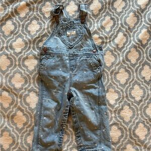 OshKosh B'gosh Light Blue Overalls with White Hearts Size 12-18 Months